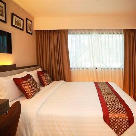 Double One By Aspira Hotel Banguecoque Exterior foto