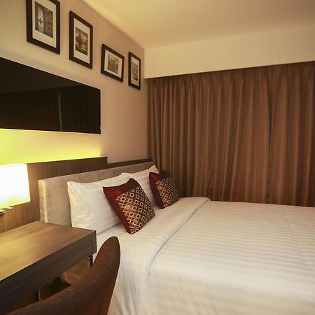 Double One By Aspira Hotel Banguecoque Exterior foto
