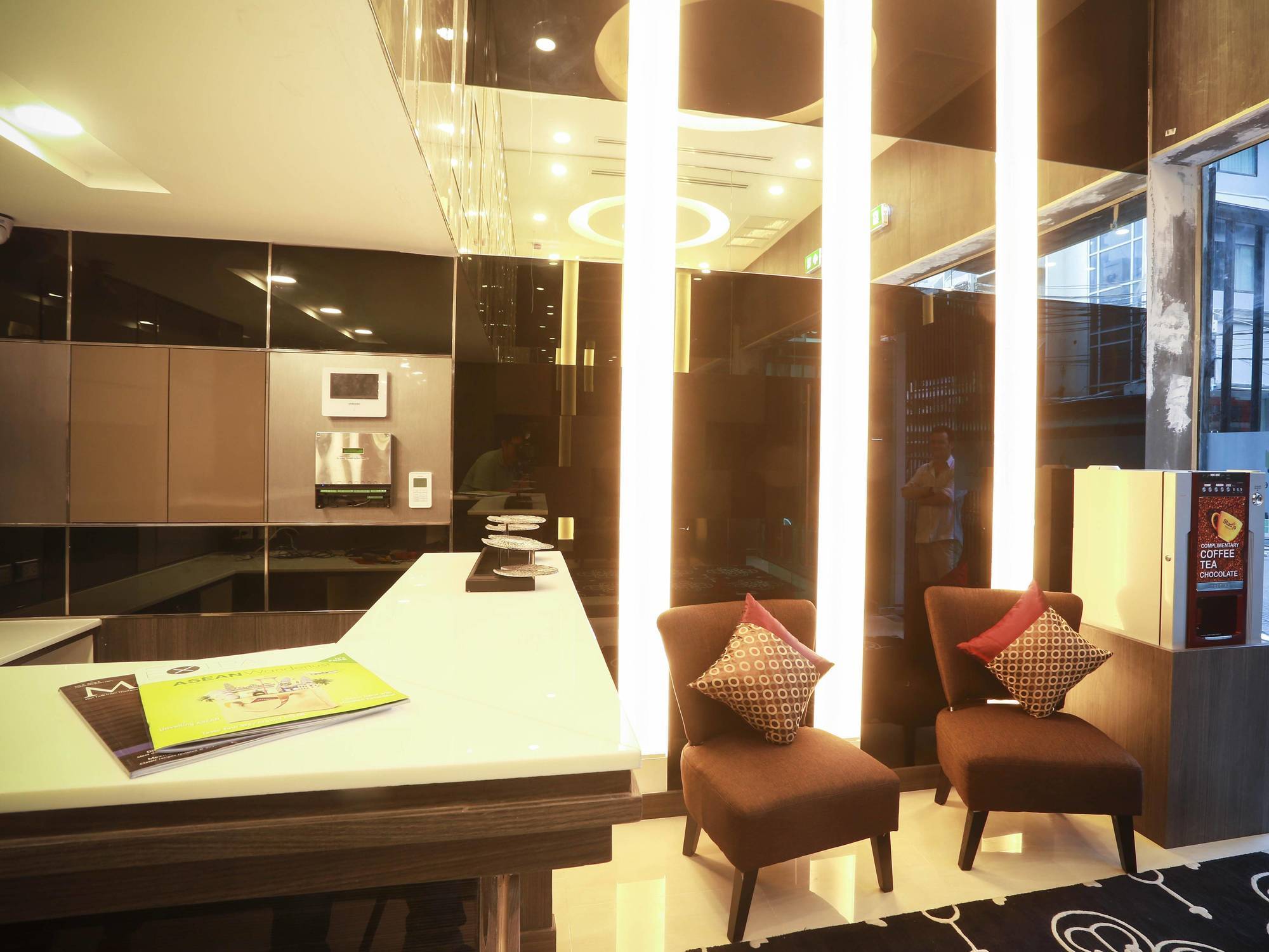 Double One By Aspira Hotel Banguecoque Exterior foto