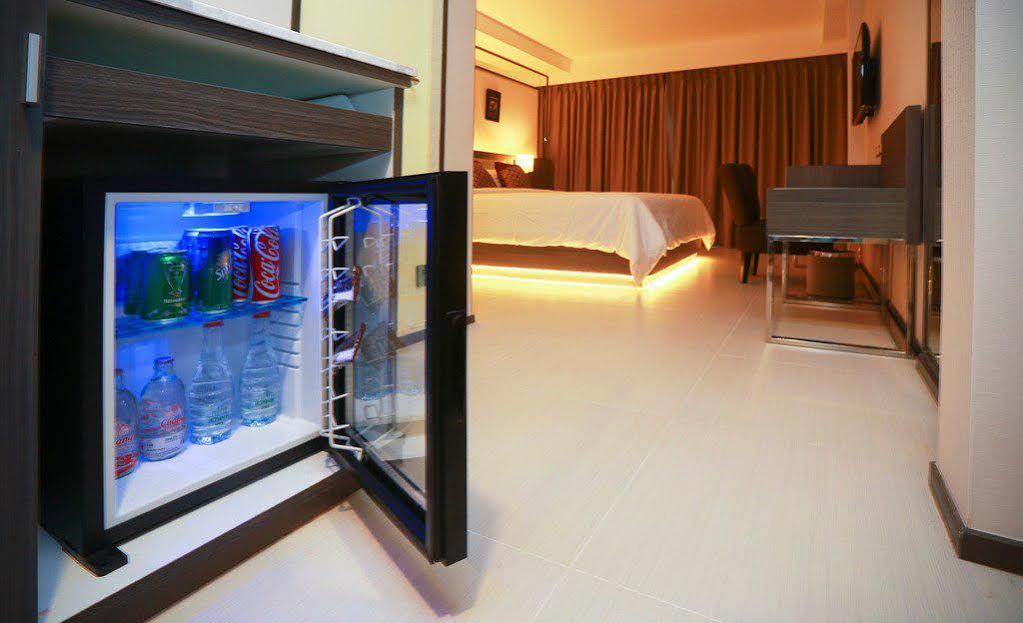 Double One By Aspira Hotel Banguecoque Exterior foto