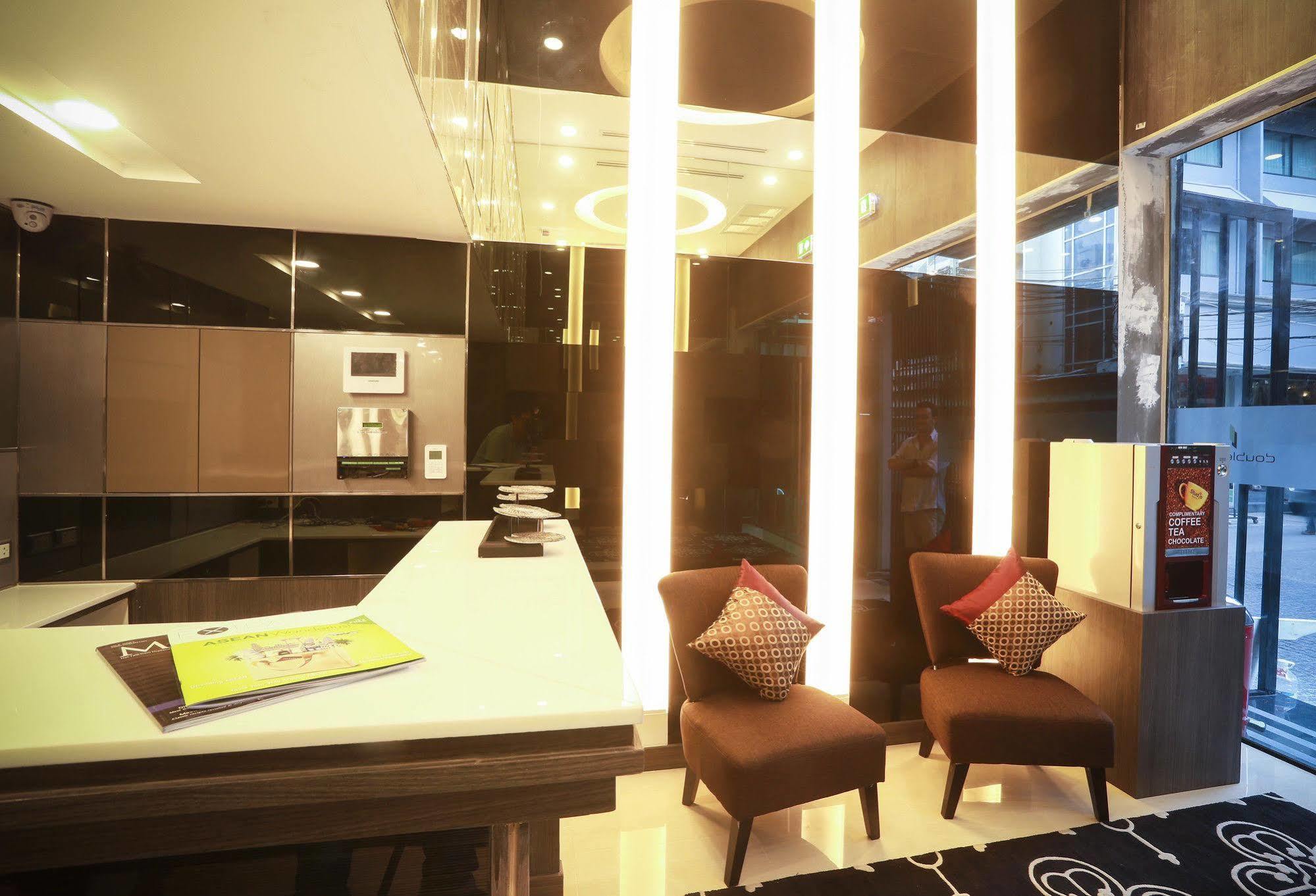 Double One By Aspira Hotel Banguecoque Exterior foto