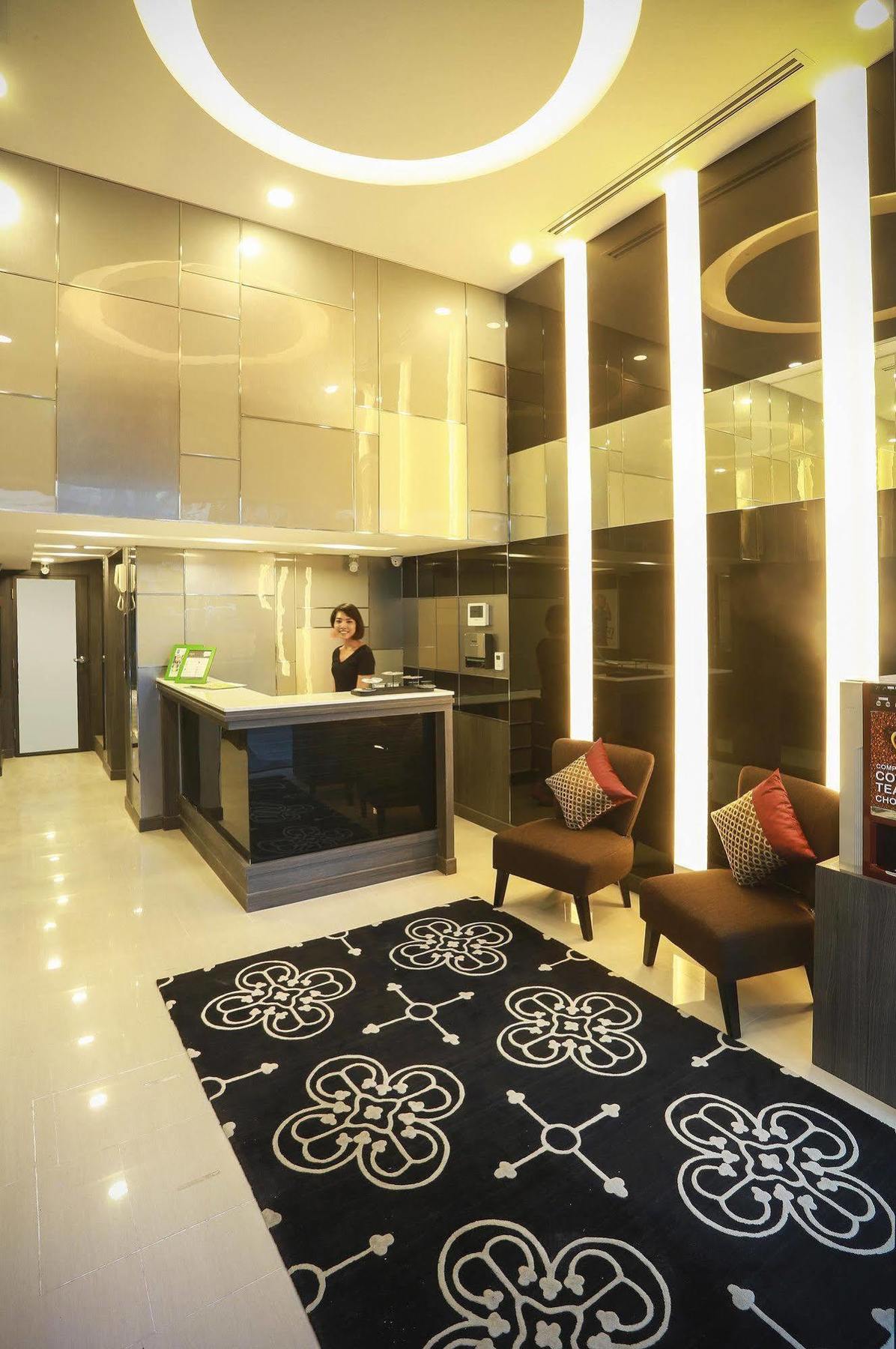 Double One By Aspira Hotel Banguecoque Exterior foto